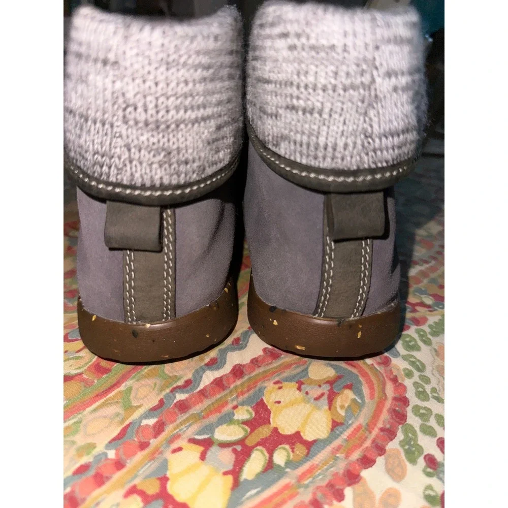 Chaco Barbary Grey Olive Suede Wool Fleece Lined Ankle Boots Womens 9 J106392